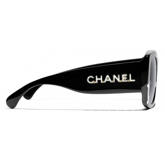 CHANEL Black and White Sunglasses - Picture 9 of 11